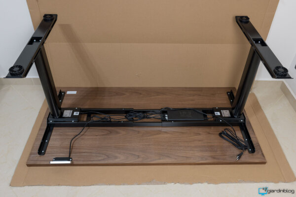 Flexispot E8 Assemblaggio 10